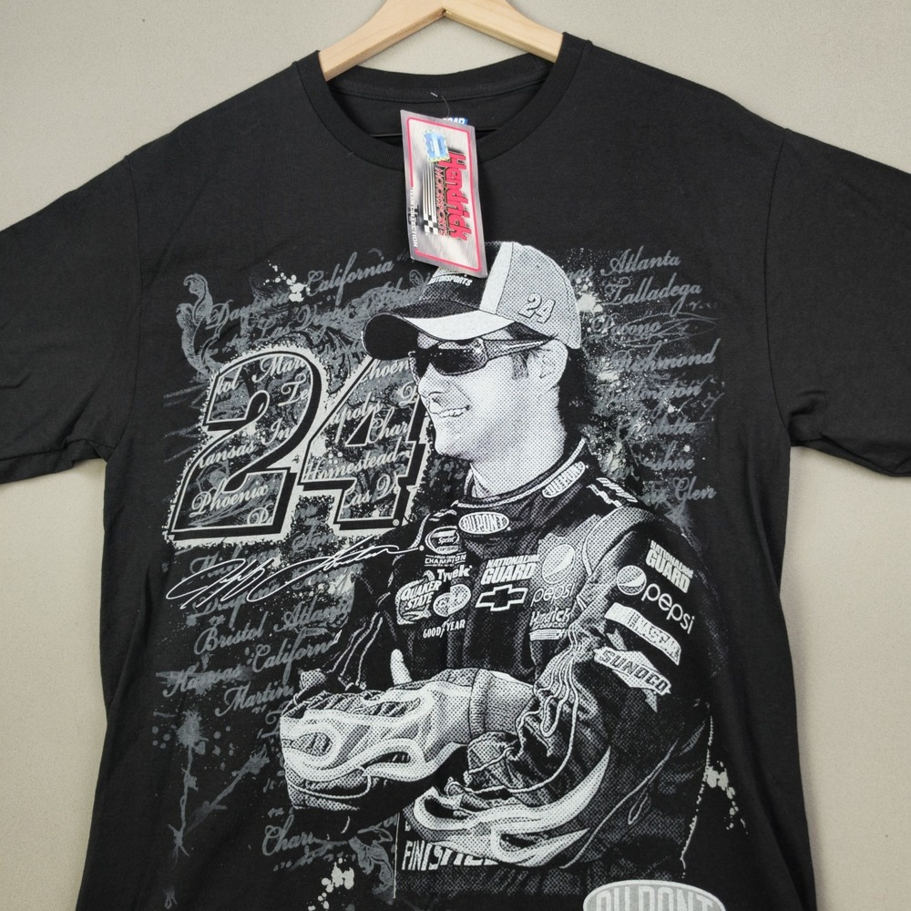 Jeff Gordon 24 NASCAR T Shirt Mens M Black 2010 Schedule Hendrick DuPont NWT New